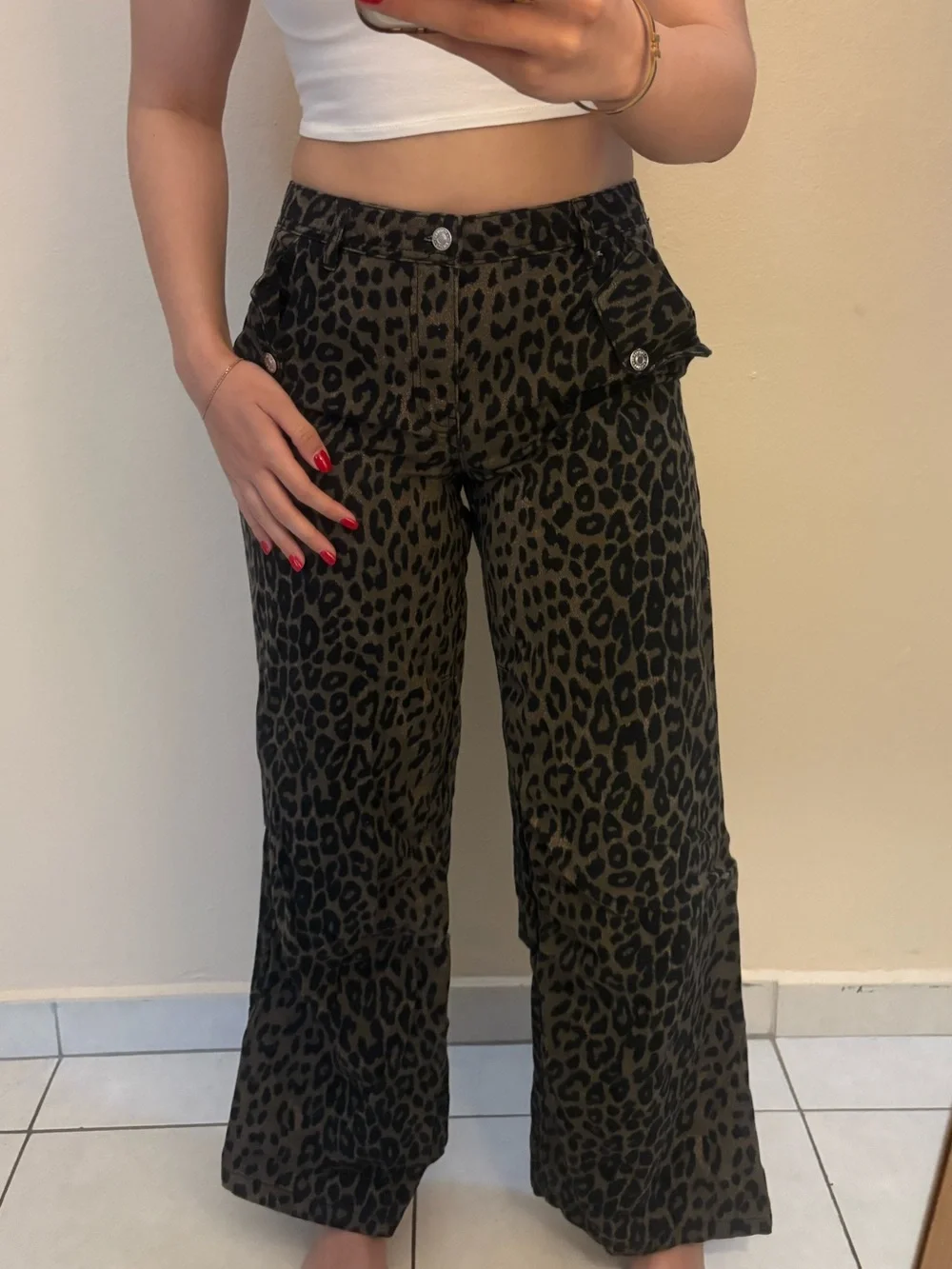 LEOPARD PRINT JEANS ๐๐๐ฑ - Picture 1 of 5
